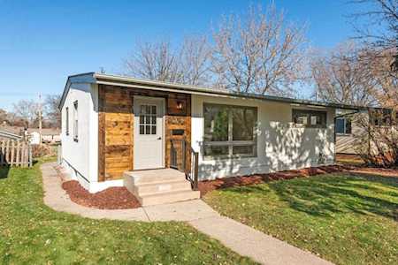 2615 1st Avenue E North Saint Paul, MN 55109
