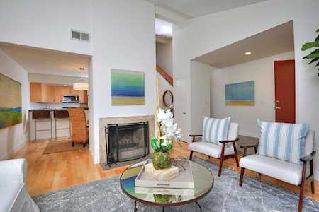 2051 Cliff Dr #11 Santa Barbara, CA 93109