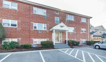 1077 Chestnut Street #2 Newton, MA 02464
