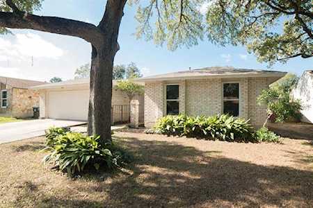 12108 Jill Sue Ct Austin, TX 78750