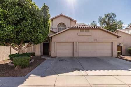 1835 W Desert Lane Gilbert, AZ 85233