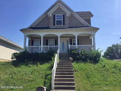 3428 Young Ave Louisville, KY 40211