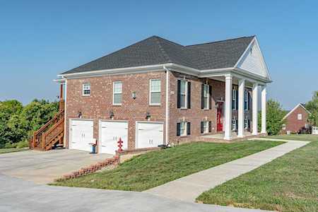 227 Foxmoore Dr Taylorsville, KY 40071