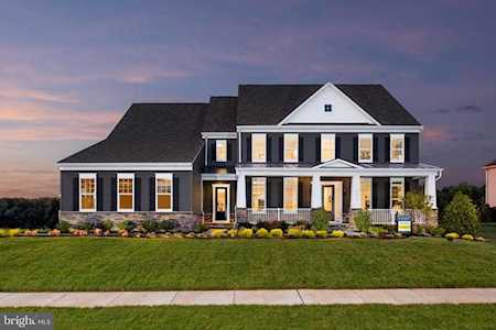 1047 Marmion Dr Herndon, VA 20170