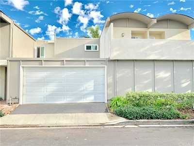 2476 Rue De Cannes Costa Mesa, CA 92627