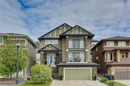 7508 Springbank Way SW Calgary, AB T3H 4V4