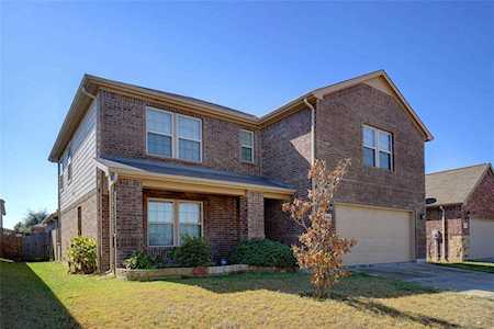 5724 Fountain Flat Drive Fort Worth, TX 76244