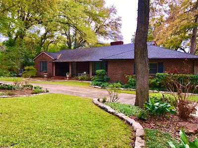 1207 S Selva Drive Dallas, TX 75218