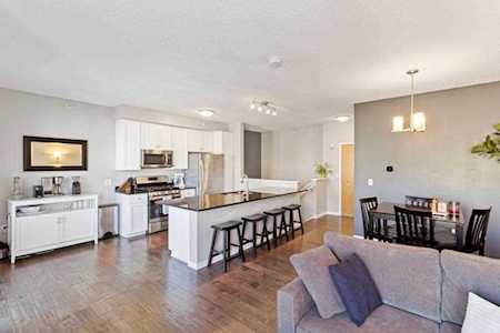 2566 Ellis Avenue #405 Saint Paul, MN 55114