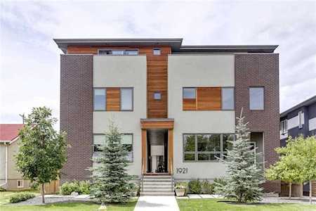 1921 27 Street SW #102 Calgary, AB T3E 2E6