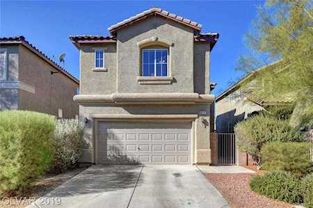 8117 Caspian Moon Dr Las Vegas, NV 89166