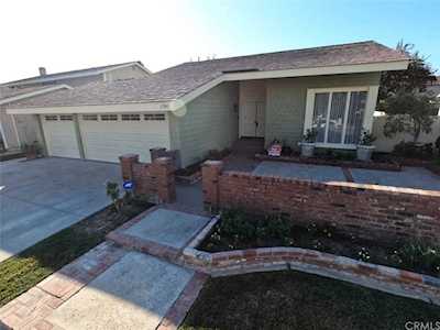 17961 Bluegate Lane Huntington Beach, CA 92647