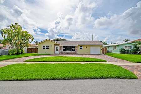 1002 SE 17Th Street Deerfield Beach, FL 33441