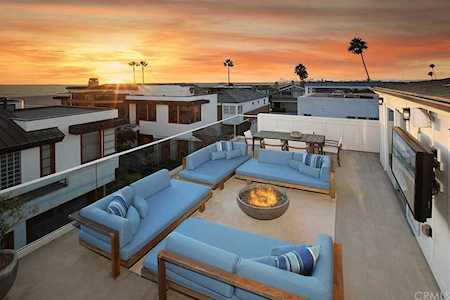 1515 E Ocean Boulevard Newport Beach, CA 92661