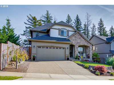 12614 SE Crown Vista Dr Happy Valley, OR 97086