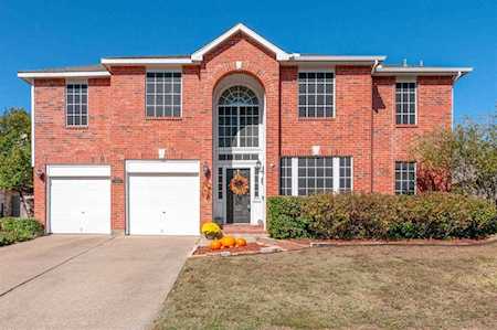 5517 Big Bend Drive Fort Worth, TX 76137