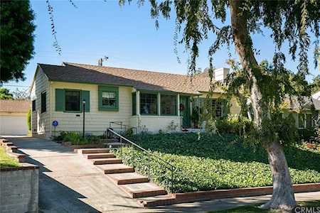 1961 Stratford Avenue South Pasadena, CA 91030