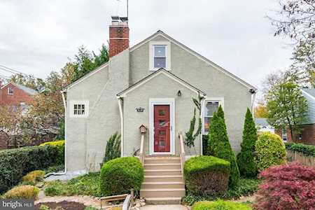 2131 Nottingham St Arlington, VA 22205