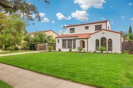 2330 E Orange Grove Boulevard Pasadena, CA 91104