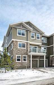 102 Evanston Manor NW Calgary, AB T3P 0R8