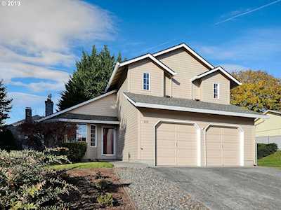 330 NW 103rd St Vancouver, WA 98685