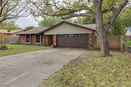 1507 Cimarron Trail Grapevine, TX 76051