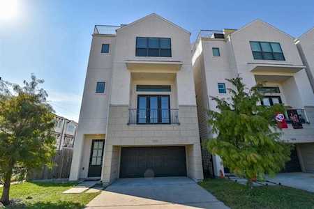 1303 Bonner St Houston, TX 77007