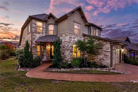 210 Tavish Trl Austin, TX 78738