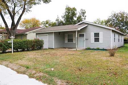 318 15th Street Grand Prairie, TX 75051