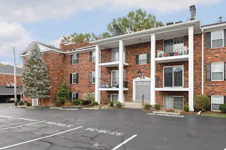 3306 Colonial Manor Cir #3A Louisville, KY 40218