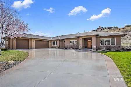 2517 N Pleasant Hill Way Boise, ID 83702
