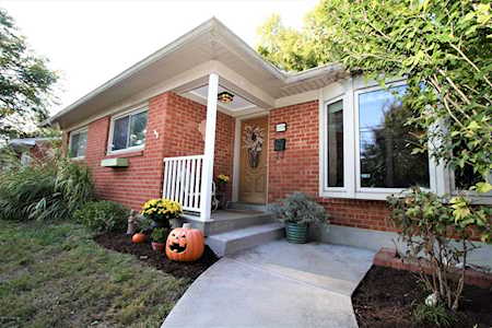 3709 Essex Rd Louisville, KY 40220