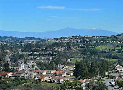 724 S Crown Pointe Drive Anaheim Hills, CA 92807