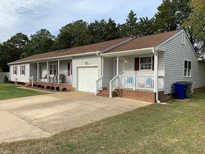 503 Romayne Dr Newport News, VA 23601
