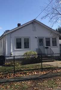 52 Woodlawn St Dedham, MA 02026