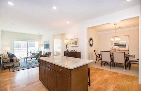 22 Farmstead Lane #103 Sudbury, MA 01776