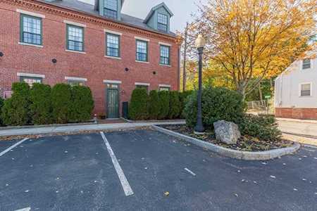 25 Pond St #101 Amesbury, MA 01913