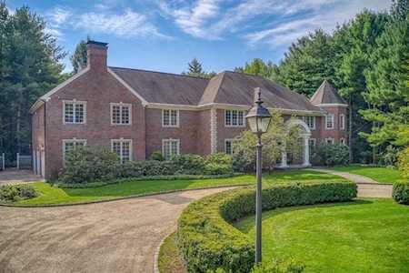 205 Mattison Drive Concord, MA 01742