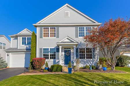 507 Affirmed Dr Oswego, IL 60543
