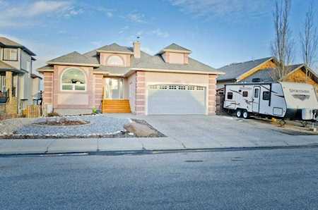 106 Strathmore Lakes Place Strathmore, AB T1P 1Y6