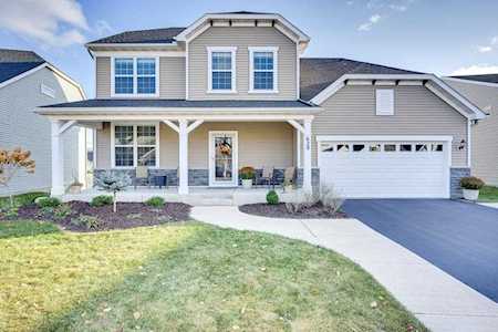 629 Devine Drive New Brighton, MN 55112