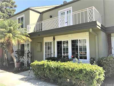 108 Yorktown Lane Costa Mesa, CA 92626