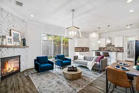 5911 Hudson Street Dallas, TX 75206