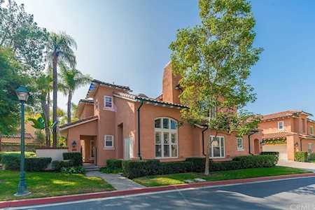 2528 Tequestra Tustin, CA 92782