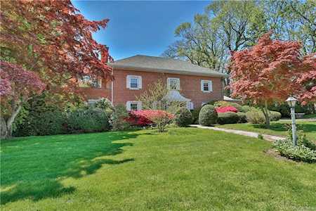 130 Lovell Rd New Rochelle, NY 10804