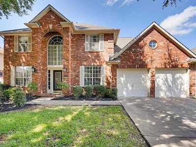 2747 Hidden Lake Drive Grapevine, TX 76051