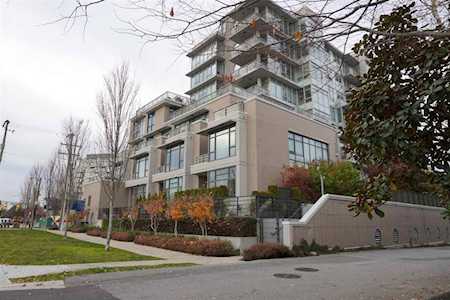 421 E 12th Avenue Vancouver, BC V5T 0C7