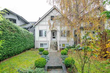 3536 W 1st Avenue Vancouver, BC V6R 1G8