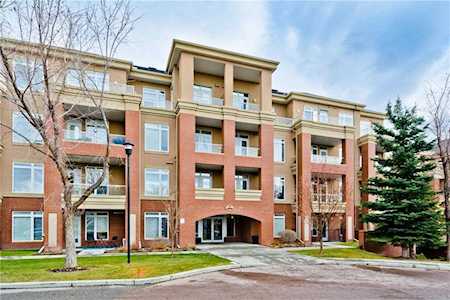 14 Hemlock Crescent SW #5106 Calgary, AB T3C 2Z1