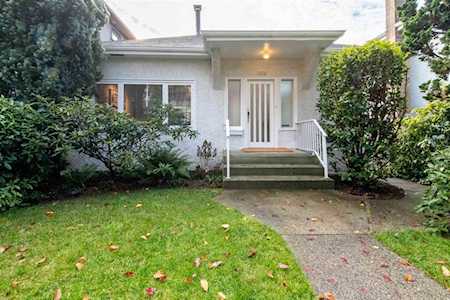 3716 W 37th Avenue Vancouver, BC V6N 2V9